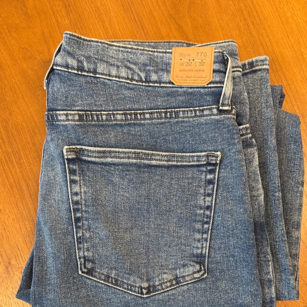 J. Crew Light Blue Straight-Leg Denim Jeans Style 770 W 32 L 32